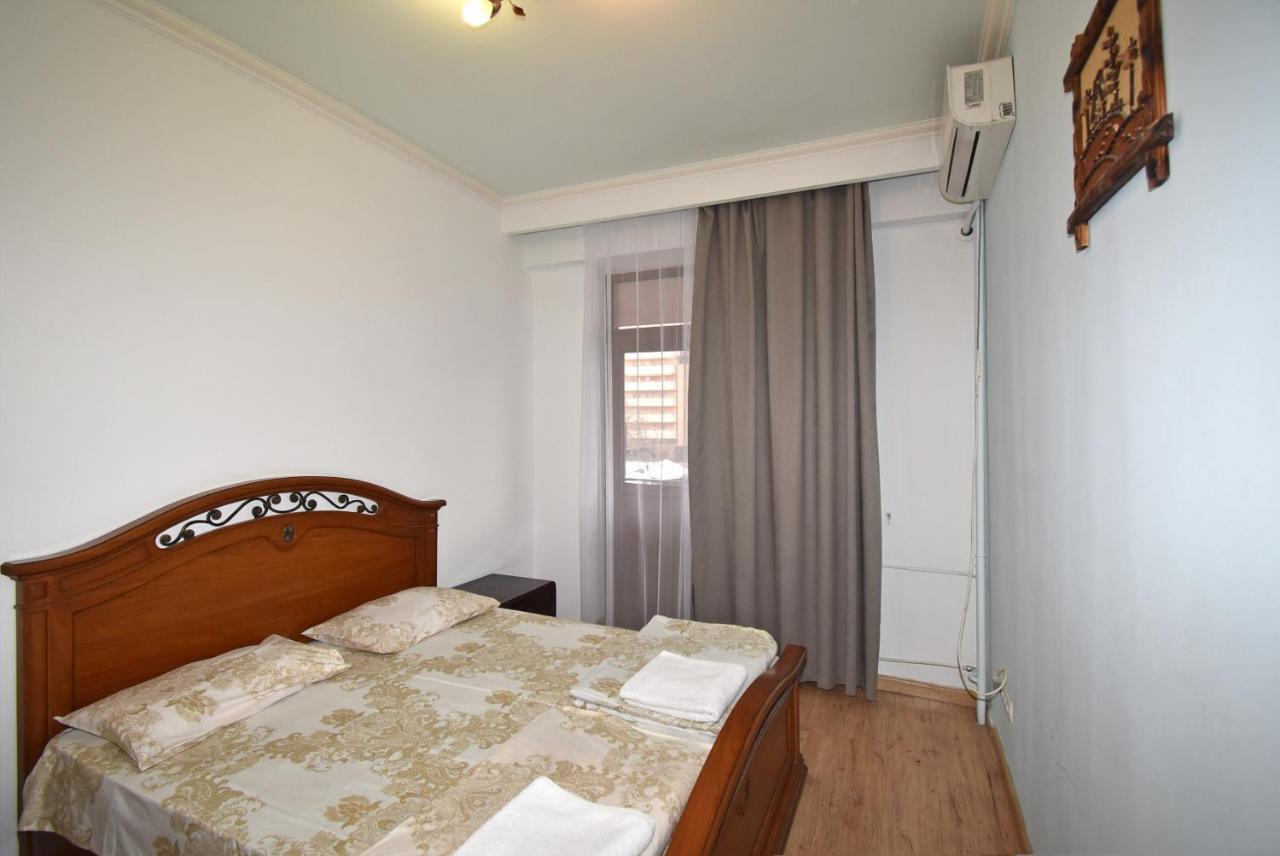 Armenak Apartment 5-Комнатная Jerevan Eksteriør billede