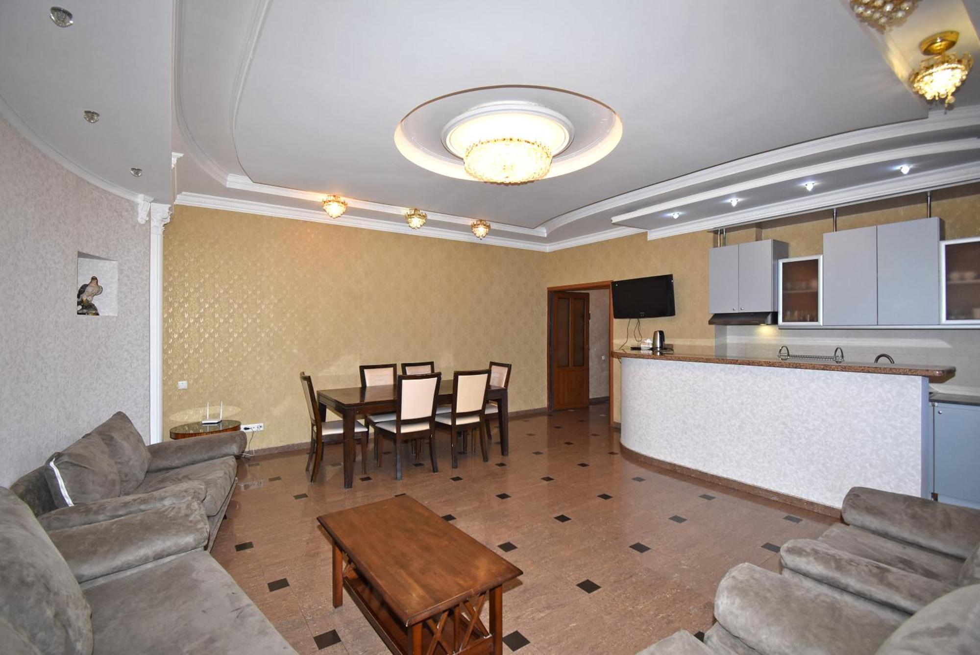 Armenak Apartment 5-Комнатная Jerevan Eksteriør billede